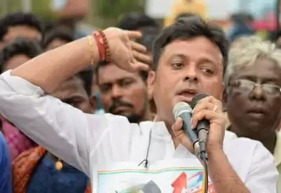 ईडी ने तृणमूल से निष्कासित नेता की दो संपत्तियों पर की छापेमारी