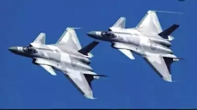 चीनी वायु सेना के तीन अग्रणी लड़ाकू विमान