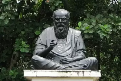 तमिलनाडु में पेरियार की मूर्ति को अपवित्र करने के आरोप में हिंदू कार्यकर्ता गिरफ्तार