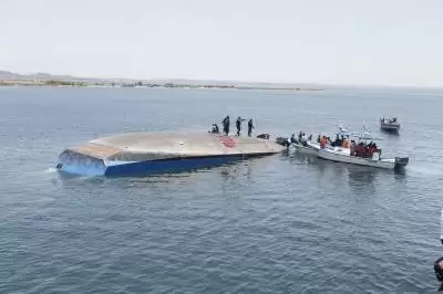 श्रीलंका में नौका पलटने से 6 की मौत