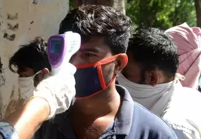 यूपी में कोविड मामलों में मामूली गिरावट