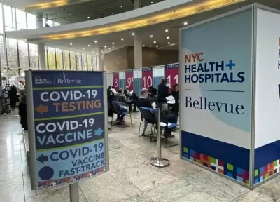 अंतर्राष्ट्रीय यात्रियों के लिए वैक्सीन की अनिवार्यता समाप्त करेगा अमेरिका