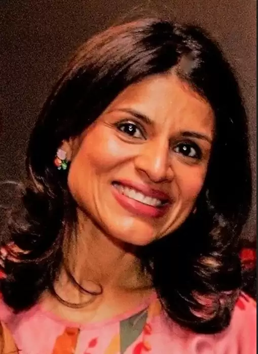 न्यूयॉर्क सिटी मेयर ने सांस्कृतिक ज्ञान को बढ़ावा देने के लिए भारत में जन्मी लेखिका को सम्मानित किया