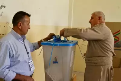 इराक में मध्यावधि संसदीय चुनावों के लिए मतदान जारी
