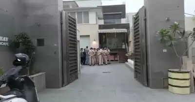 गुरुग्राम में स्थित एक घर में 5 लोग बेहोश मिले