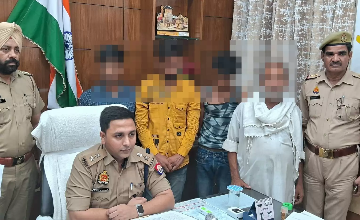 आम चोरी मामले में चार गिरफ्तार, नौकर ही निकला मास्टरमाइंड, 90 कैरेट आम और पिकअप गाड़ी बरामद