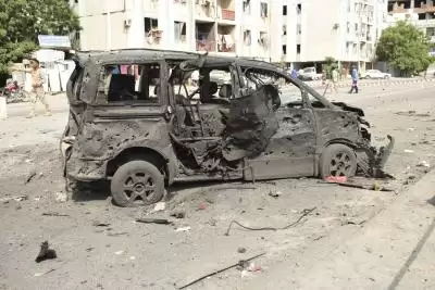 सोमालिया की राजधानी में कार बम विस्फोट में कम से कम 8 लोगों की मौत (लीड-1)