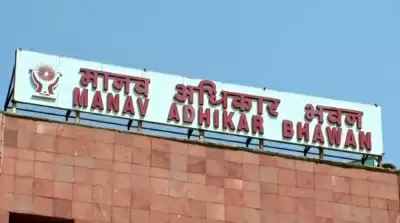 महिला पुलिसकर्मियों द्वारा बुजुर्ग शिक्षक को पीटने के मामले में एनएचआरसी ने बिहार सरकार को नोटिस भेजा