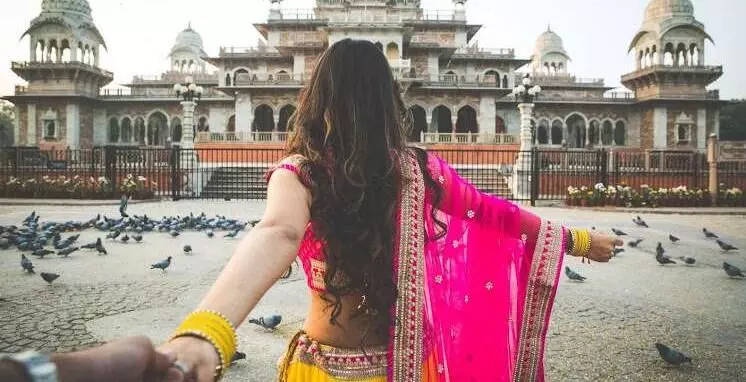 Pre wedding shoot Jaipur: हवामहल से अजमेर किला तक.. केवल इतने पैसों में