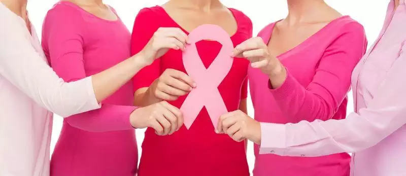कैंसर के इन 7 संकेतों को महिलाएं और पुरुष दोनों कभी न करें नजरअंदाज