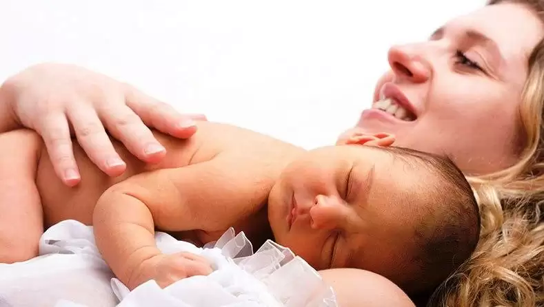 जन्म के शुरुआत में ऐसे कराएं बच्चे को स्नान वरना हो सकता है खतरा