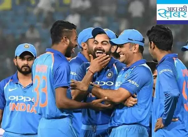 पाकिस्तान में पिज़्ज़ा बेचते नज़र आये भारतीय क्रिकेट टीम के कप्तान विराट कोहली