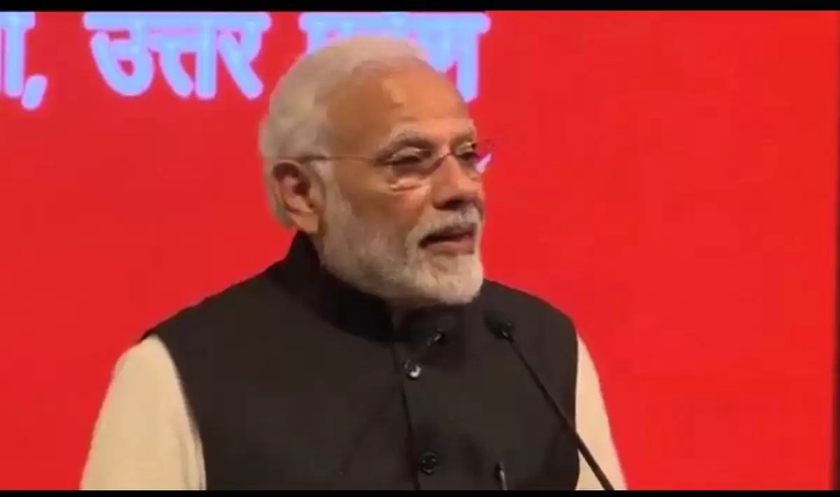 वाराणसी: प्रधानमंत्री नरेंद्र मोदी ने कहा प्रिय अटल जी के जाने के बाद ये मेरा पहला प्रवासी भारतीय सम्मेलन