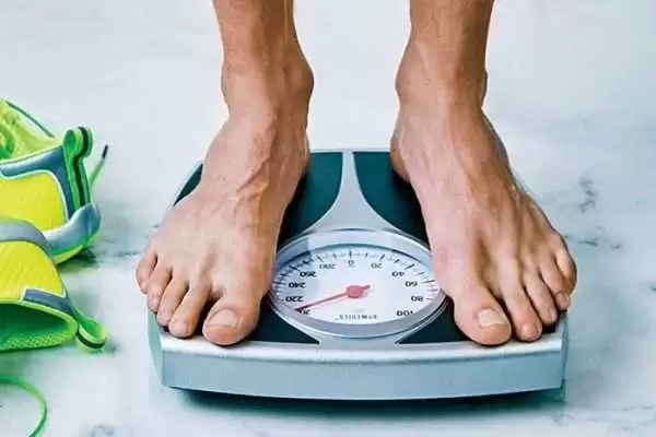अगर आपका वजन बिना प्रयास किये घट रहा है,तो हो सकती है ये बड़ी बीमारी