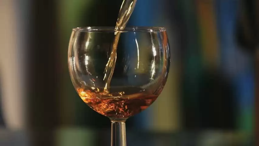 सर्दियों में ब्रांडी पीने के लाभ जानकर आप हर रोज पियेगे ब्रांडी