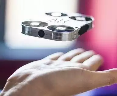 उड़ने वाला फोन कैमरा