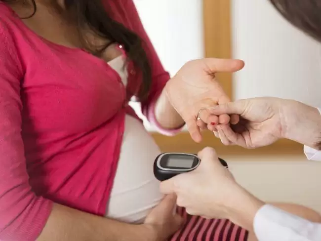 गर्भवती महिला को हो डायबिटीज तो बच्चे को सकता है ये बीमारी का खतरा