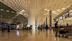 मुम्बई के यात्रियों पर लगा ग्रहण जानिए क्यों