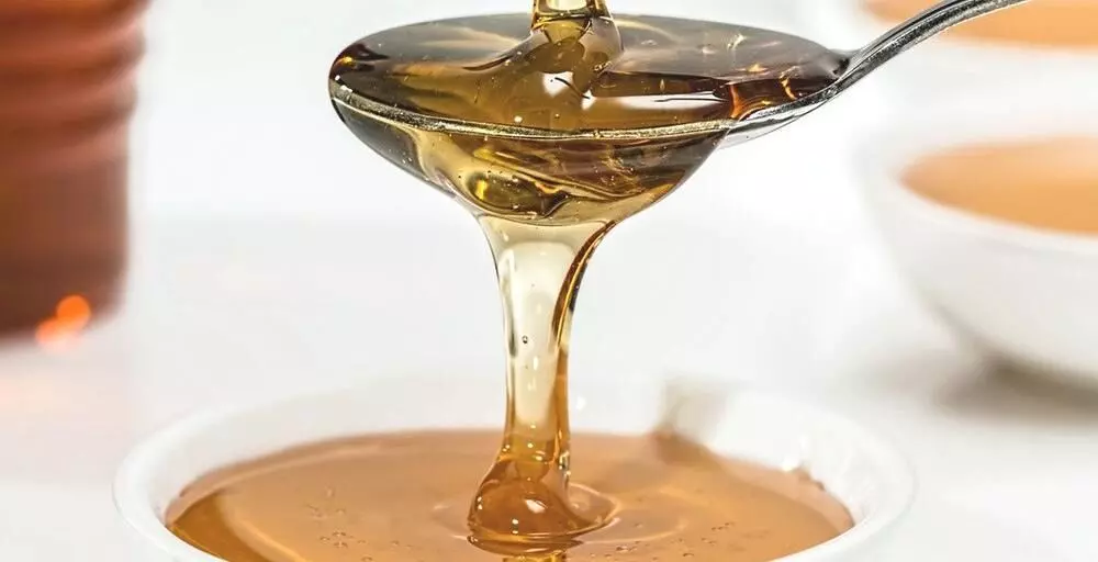 Can you eat expired honey: शहद को सालों साल तक खाना...