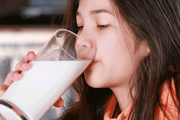 किस जानवर का दूध पीने से दिमाग सबसे तेज होता है
