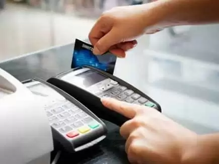 Credit Debit Card क्यों है खतरे में जाने क्या पूरा मामला