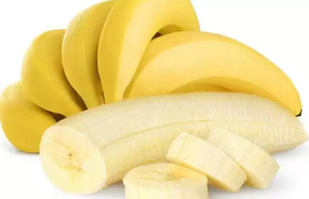 रात के समय केला खाना सेहत के लिए कितना होता है सही