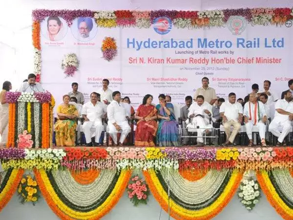 लाइव -हैदराबाद में पीएम मोदी ने किया मेट्रो का उद्घाटन