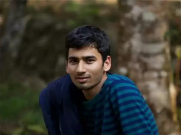 एक भारतीय जिसने फेसबुक को बनाया और सुरक्षित