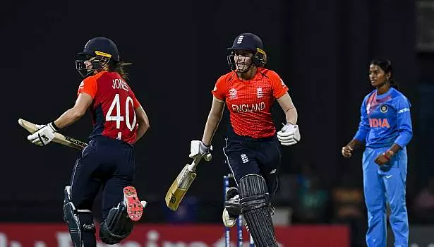 ICC Womens World T20 2018:Team India को 8 विकेट से हराकर England ने final किया प्रवेश
