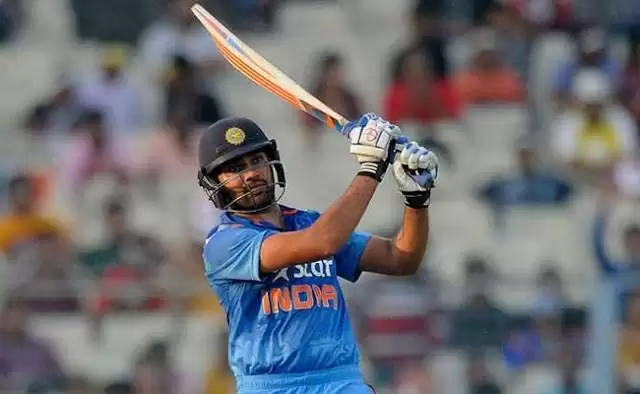 ENGvIND पहले कुलदीप यादव ने छह विकेट लिए फिर रोहित शर्मा के शतक से टीम इंडिया ने इंग्लैंड 8 विकेट से हराया