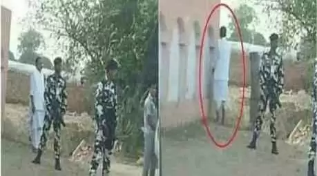 ये है मोदी के मंत्री जिन्होंने स्वच्छ भारत अभियान का उड़ाया मजाक, खुले में करते दिखे पिशाब