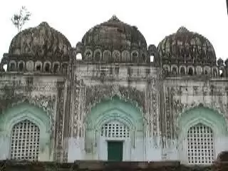 हिन्दू महंत कराएँगे मुस्लिमों के मस्जिद का जीर्णोद्धार