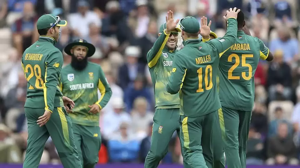 दक्षिण अफ्रीका ने श्रीलंका को 4 विकेट से हराया