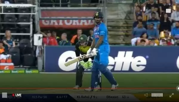 AUSvsIND Team India को जीत के लिए 22 बालो पर 50 रनों की जरूत