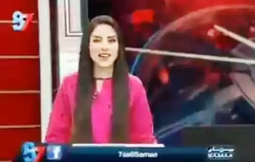 मोदी जी पाकिस्तान जीत गया दिल्ली में, ख़ुशी के मारे उछलने लगी पाकिस्तान की TV News Anchor