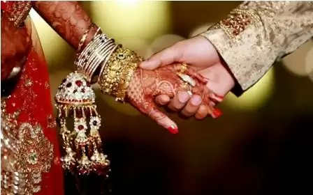 शादी के तीन दिन तक दूल्हा-दुल्हन नहीं जाते शौचालय