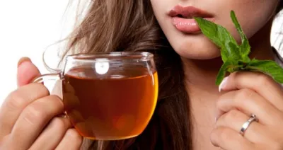 दूध वाली चाय छोड़ें, ब्लैक टी अपनाएं: सूजन कम करने से लेकर इम्यूनिटी बढ़ाने तक, जानें इसके चौंकाने वाले फायदे