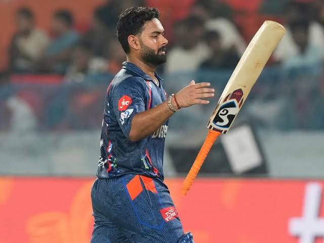  कप्तान ऋषभ पंत 