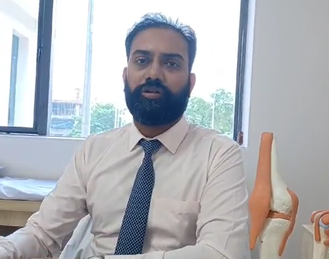 Dr. Saurabh Jain Arthroscopic Surgeon and other doctors did help talk