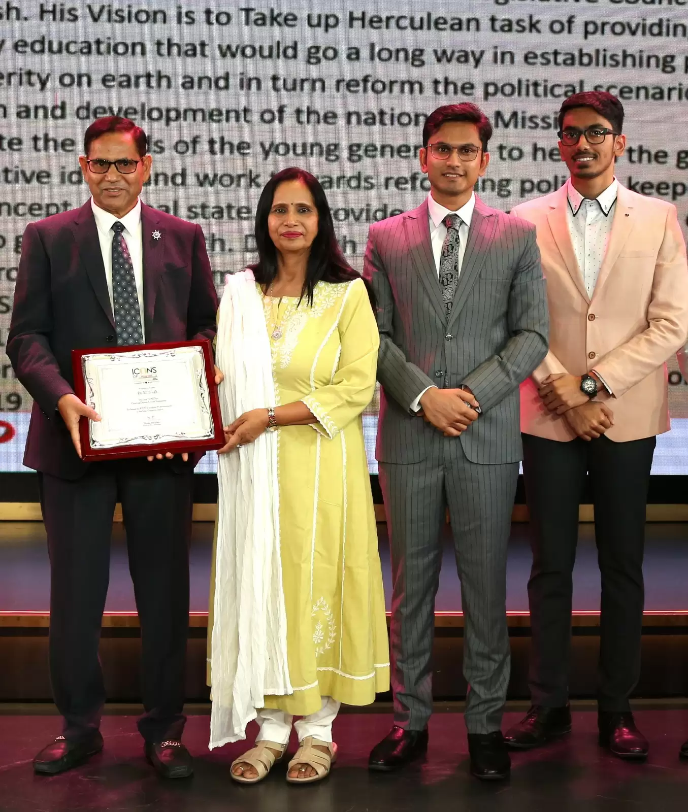 Icon of india award in singapore 