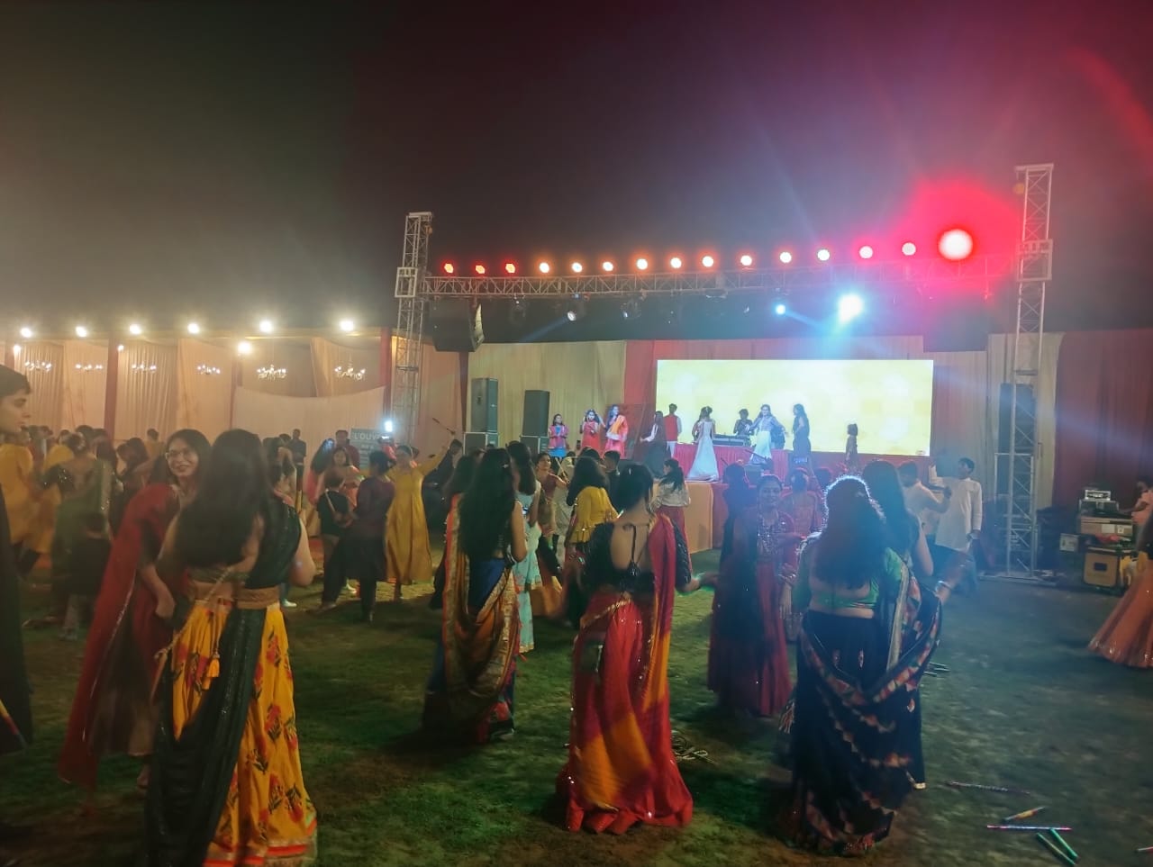 Dandiya
