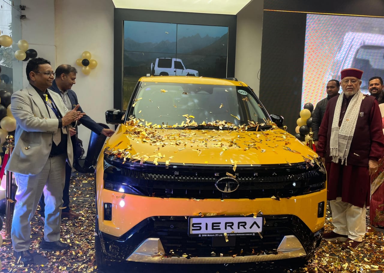 लखनऊ में एसआरएम मोटर्स ने बहुप्रतीक्षित नई टाटा सिएरा लॉन्च की