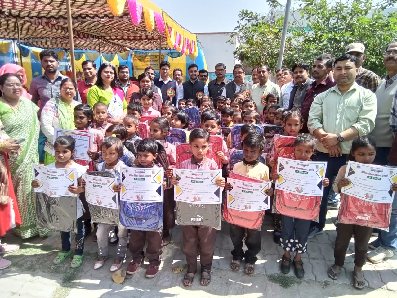 Our Aangan Our Children program was completed under the chairmanship of BEO Tadiawan Anuj Kumar Saxena.