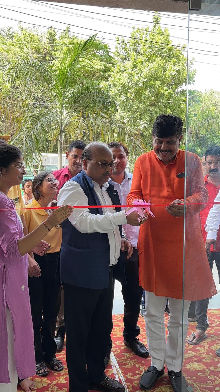 A new wing of SKD New Standard NEET-JEE Coaching has opened in Ashiana, Lucknow; the launch was marked by a community feast (Bhandara).