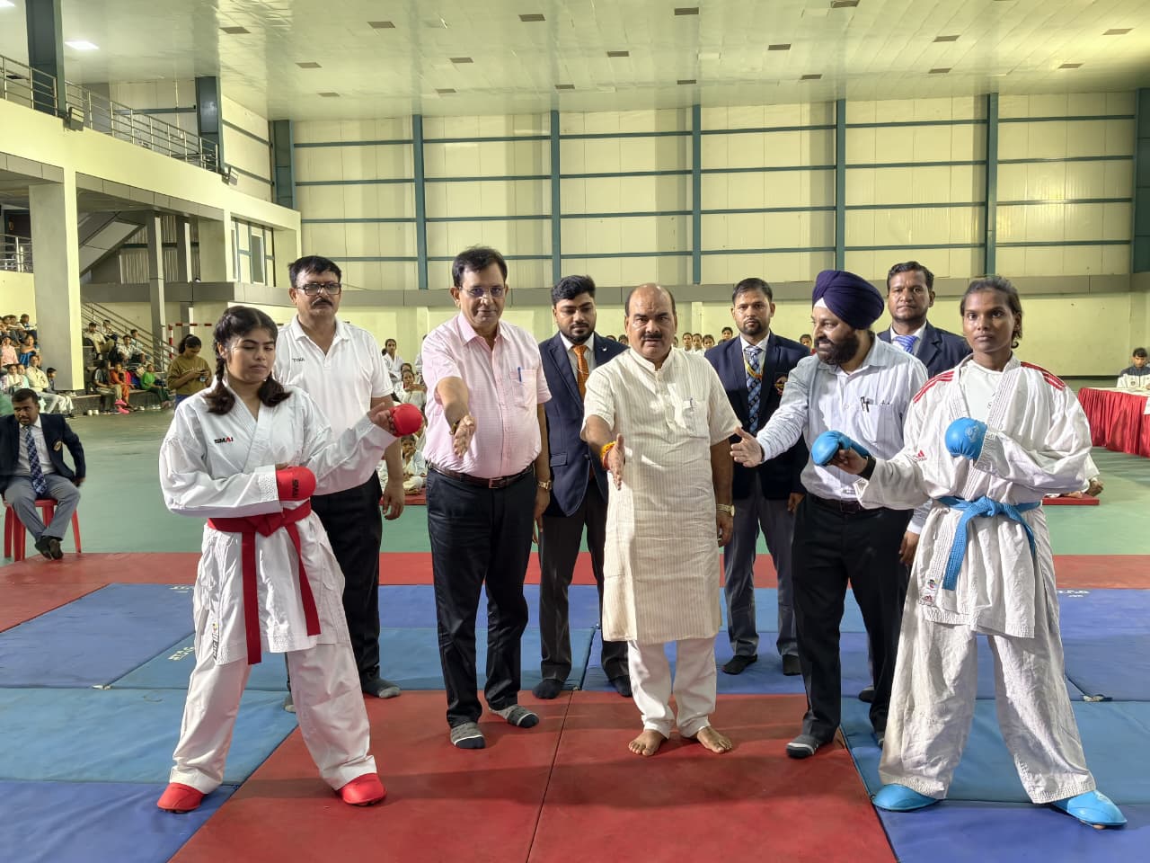 राज्य स्तरीय विद्यालयीय कराटे प्रतियोगिता-2026 का भव्य शुभारंभ, 14 मंडलों की 248 छात्राओं ने लिया हिस्सा