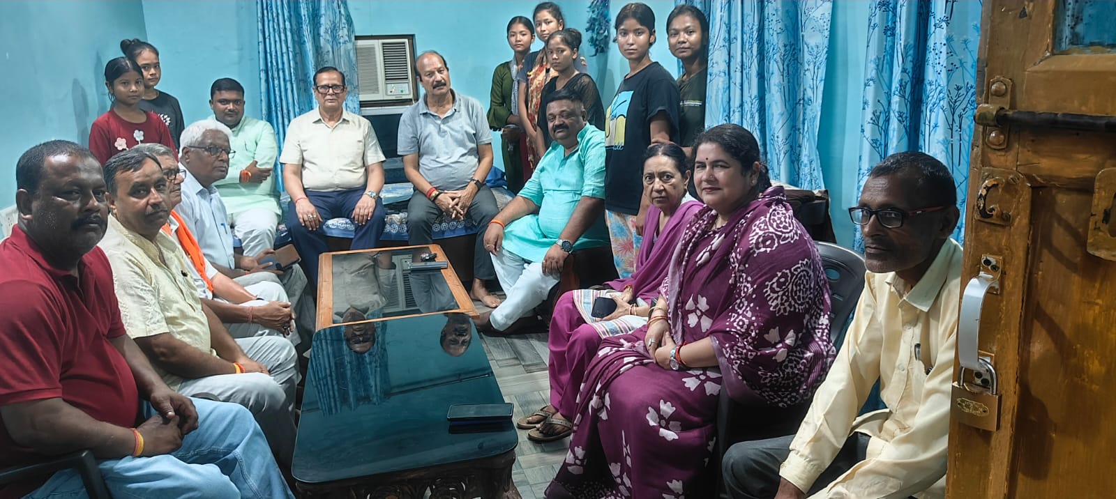 Balrampur: Meeting of Maharana Pratap Vanvasi Hostel Committee, discussion on financial assistance