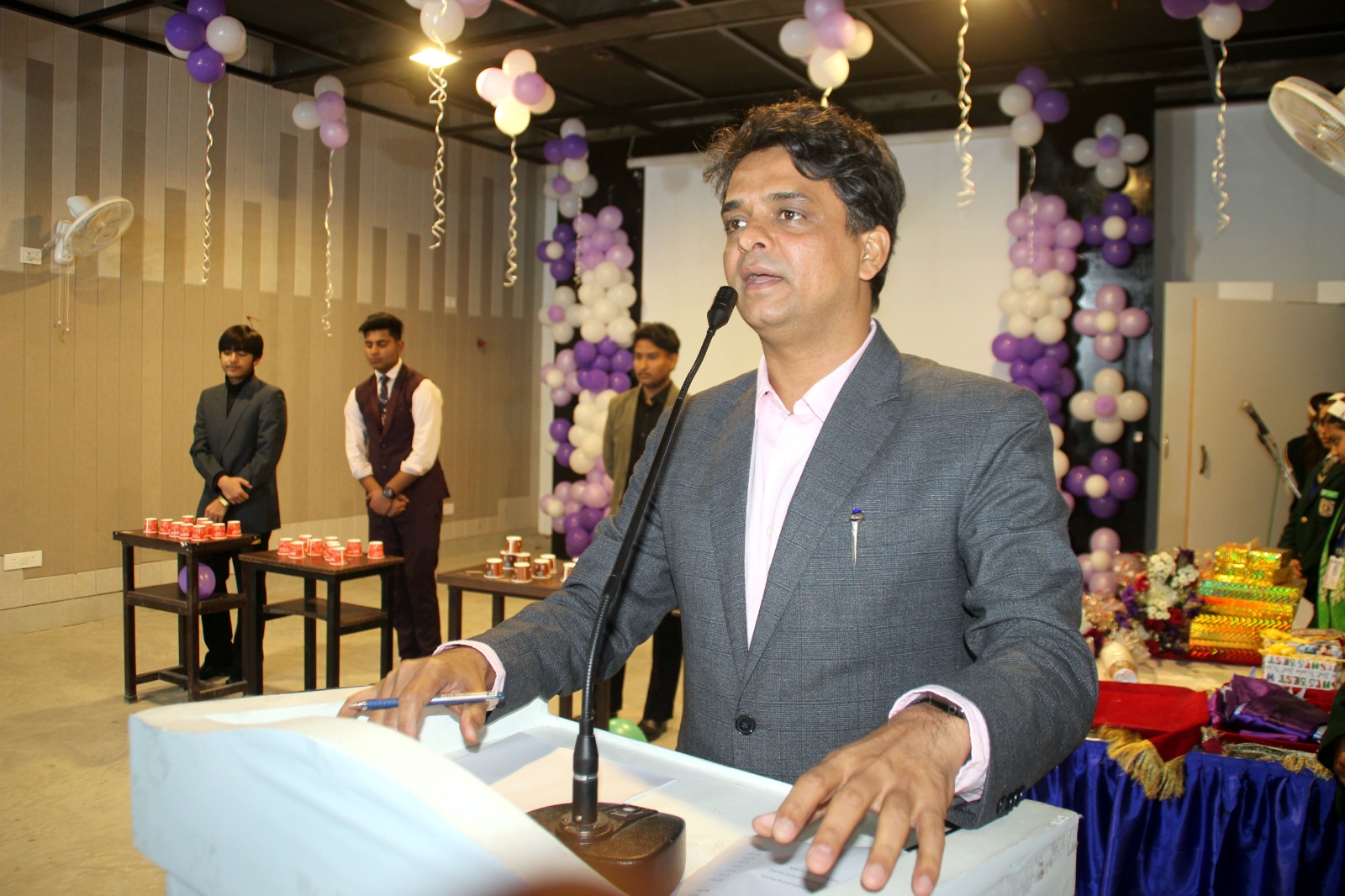 इरम पब्लिक कॉलेज में बोर्ड छात्रों का विदाई समारोह