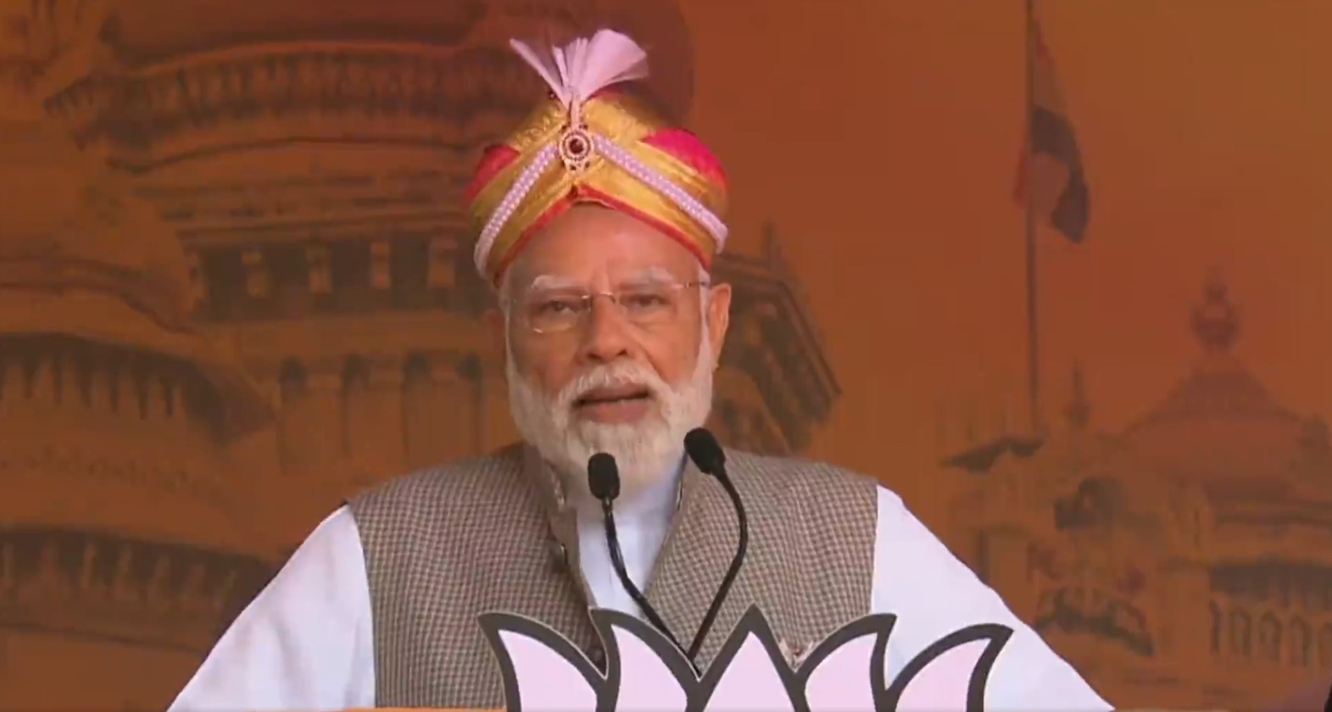 वैश्विक संकट के बीच भारत की 'नेशन फर्स्ट' नीति: बड़बोले राष्ट्राध्यक्षों पर भारी पीएम मोदी का संयम