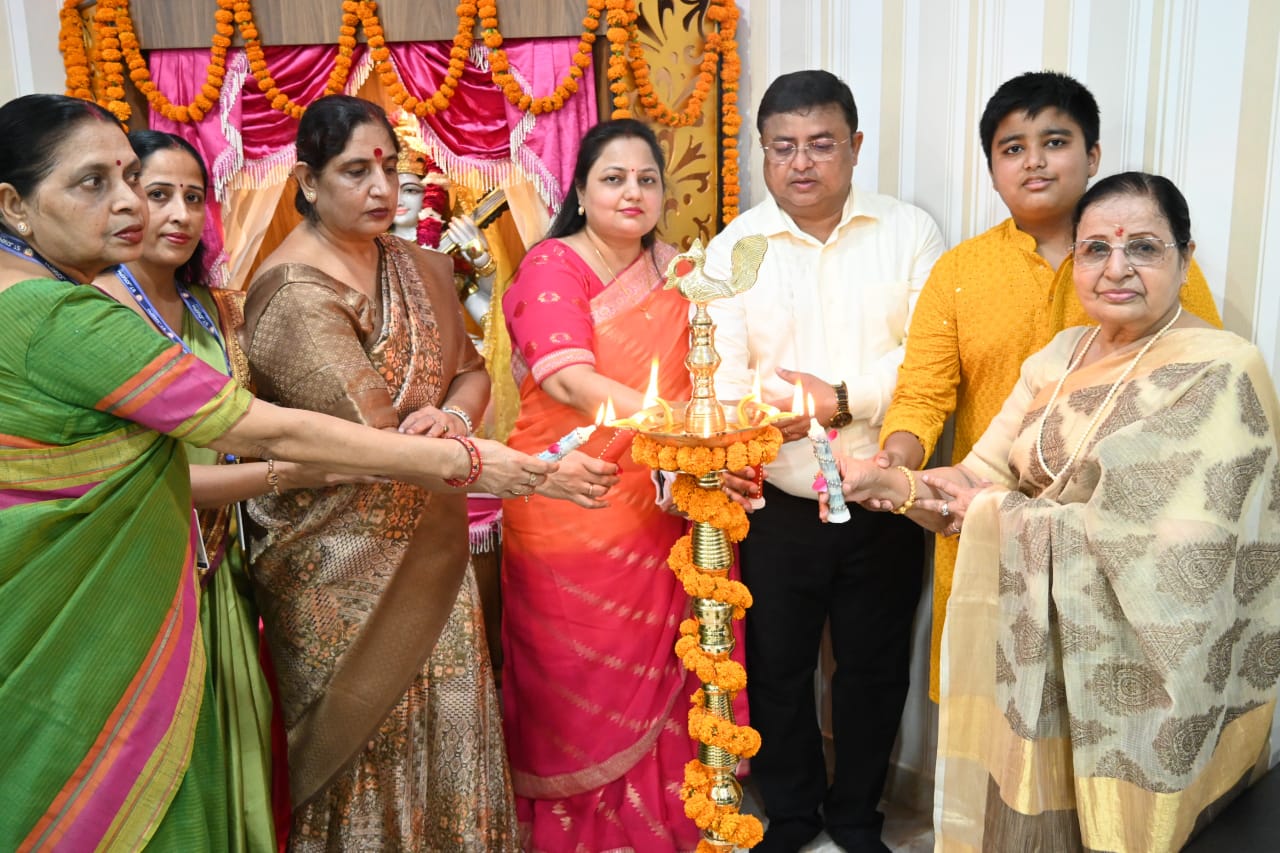 Along with massive tree plantation, inauguration of Neeru Smriti Bhawan was done by the lotus hands of Mrs. Pushpalata Agarwal, founder of St. Joseph School Group.