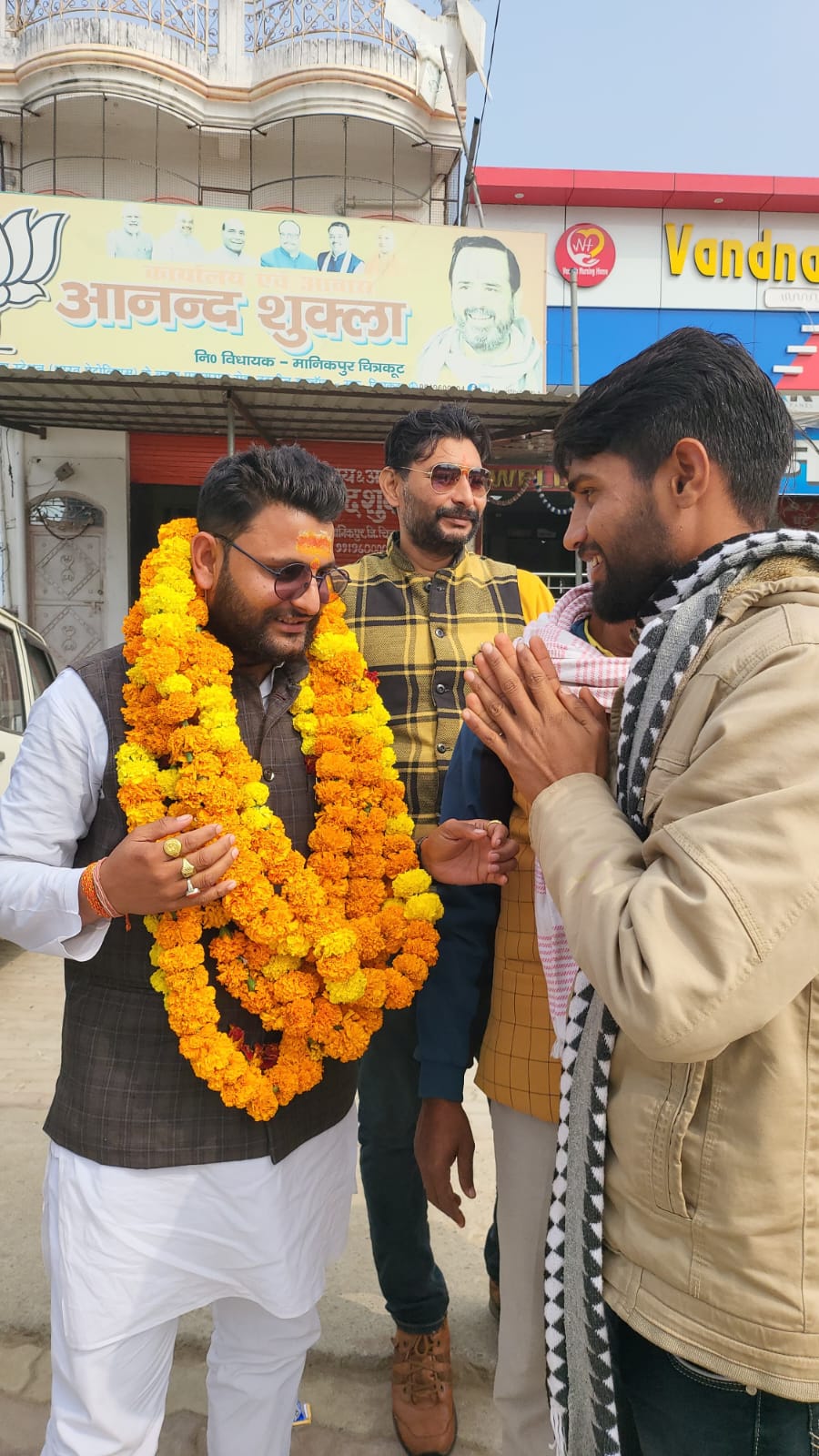 Arrival of Abhishek Joseph, Executive President of Rashtriya Yuva Vahini Shahnad Samachar and BJP Volunteer, Republic Day-Rewa, grand welcome